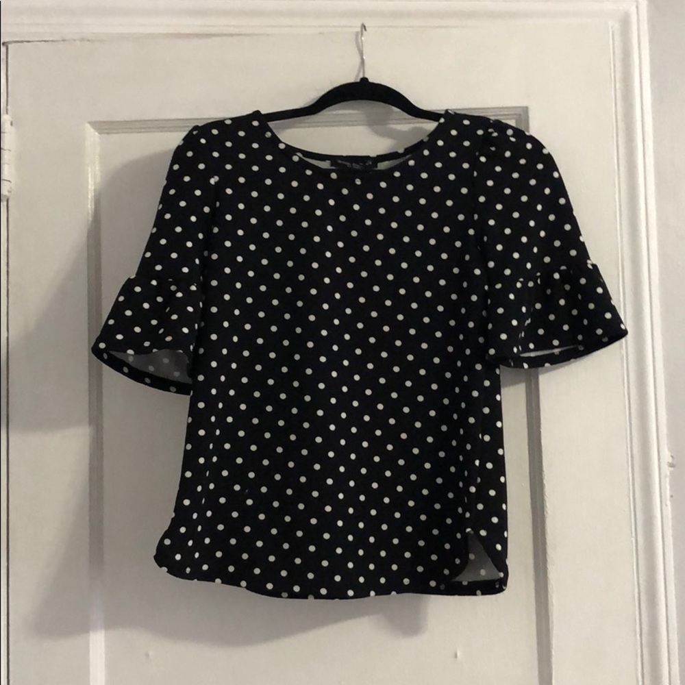 Black shirt